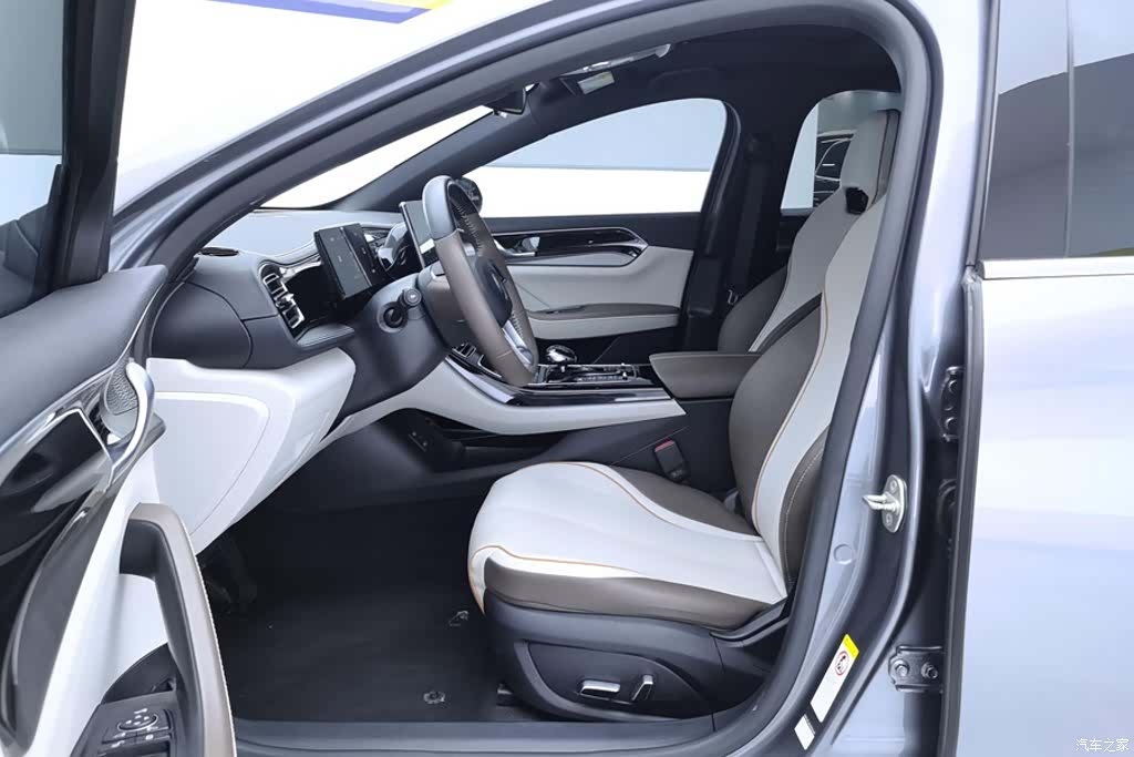 BYD Qin, 2023 9