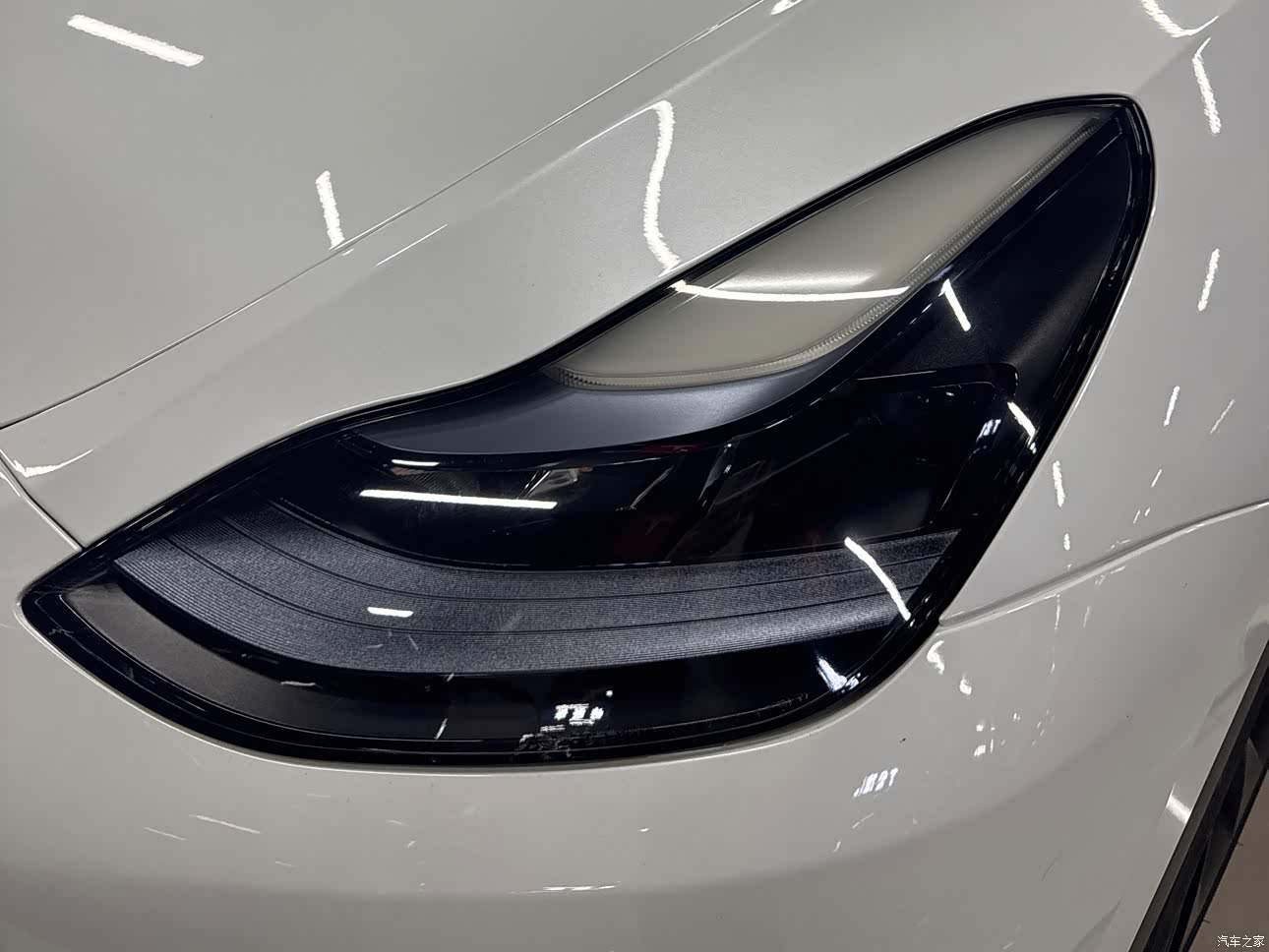 Tesla Model Y, 2023 14
