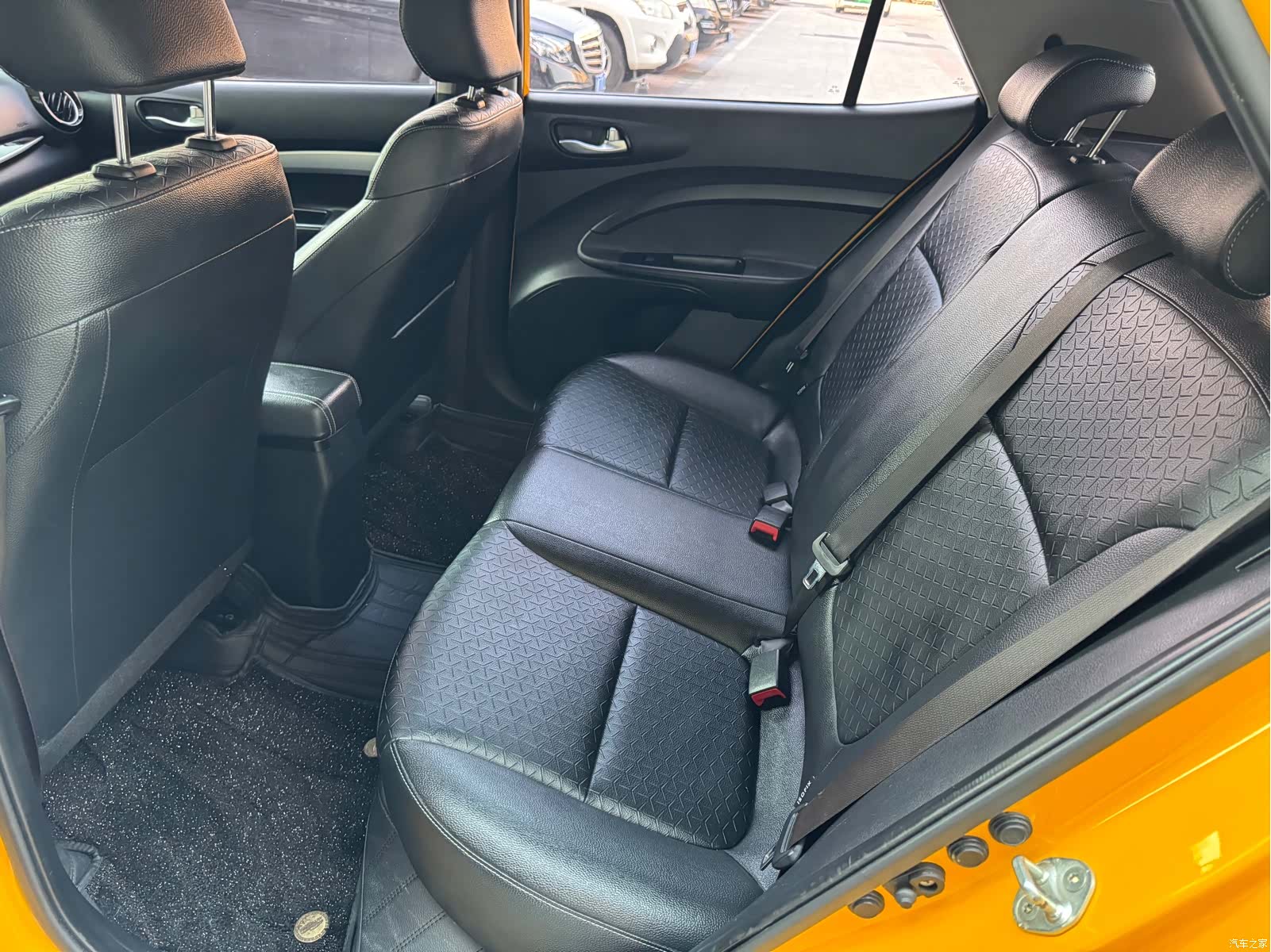 Kia KX1, 2019 11