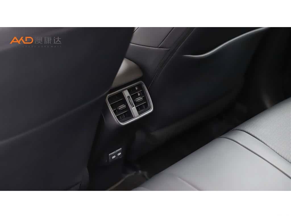 Lexus UX, 2022 9