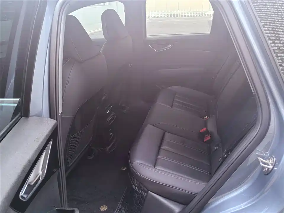 Audi Q4 Audi Q4