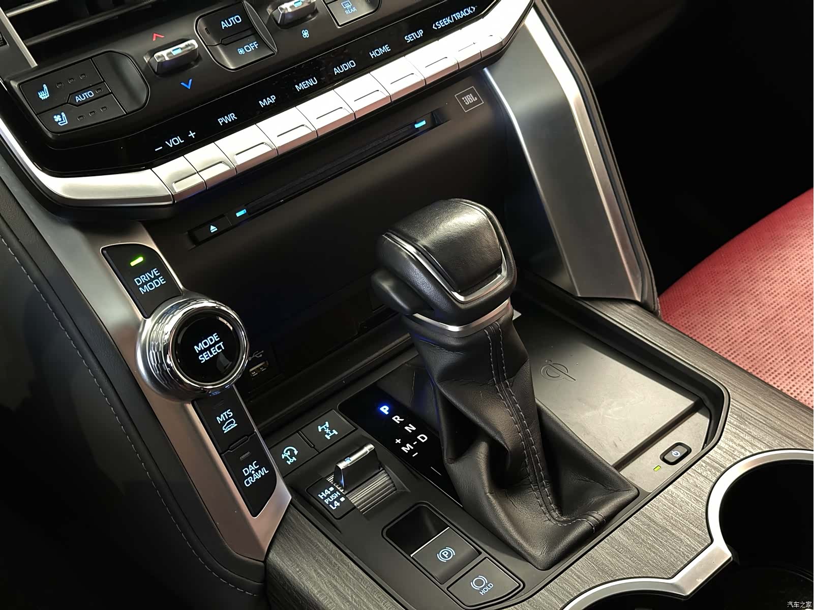 Toyota Land Cruiser, 2023 24