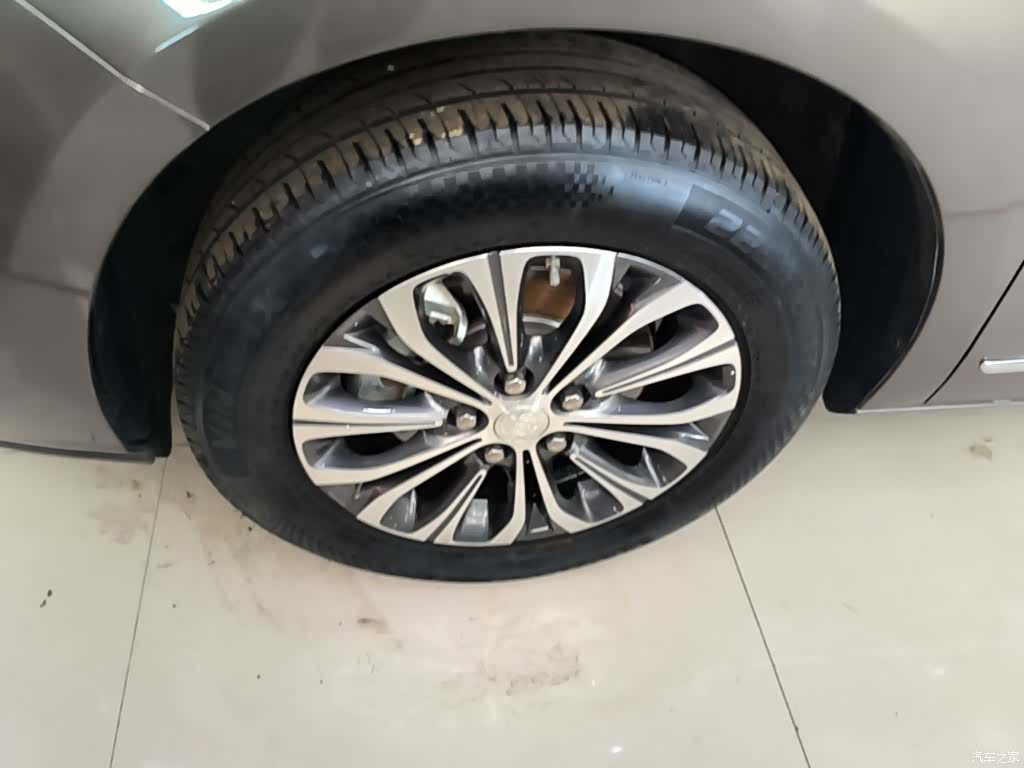 Buick GL8, 2022 23