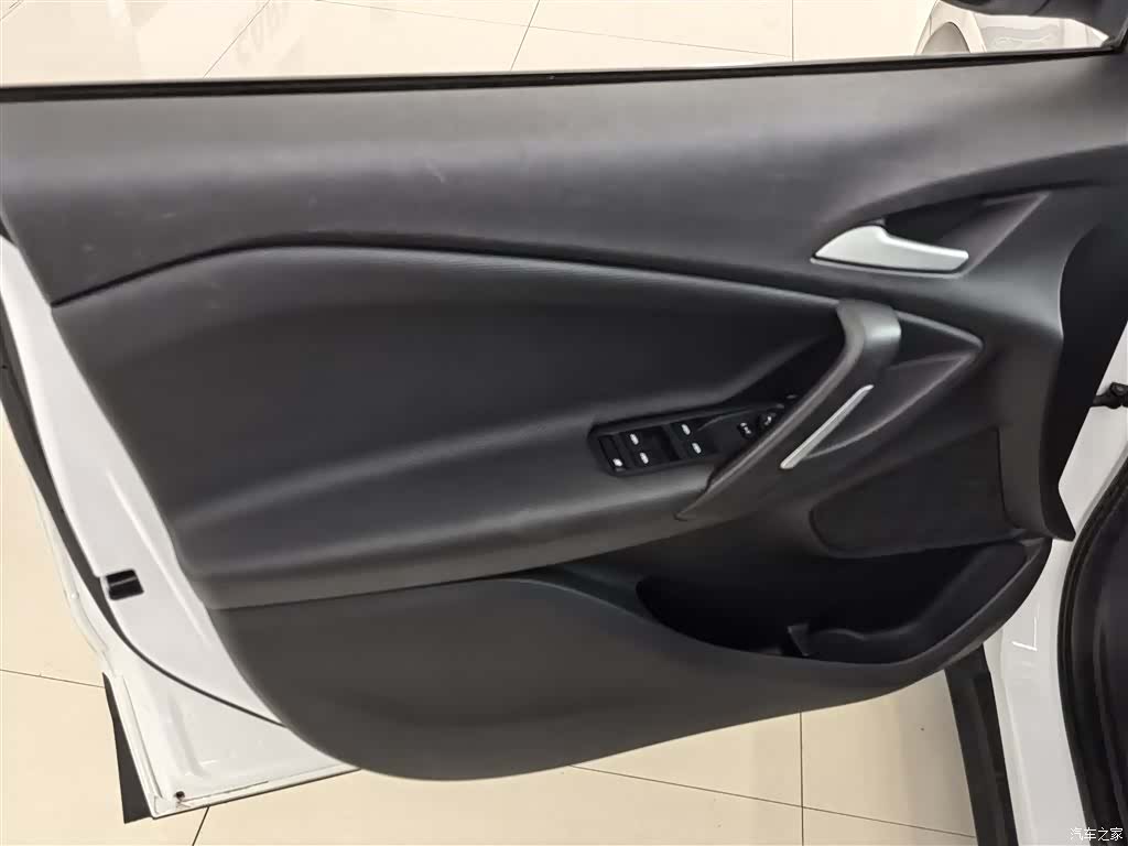 Chevrolet Redline, 2020 14