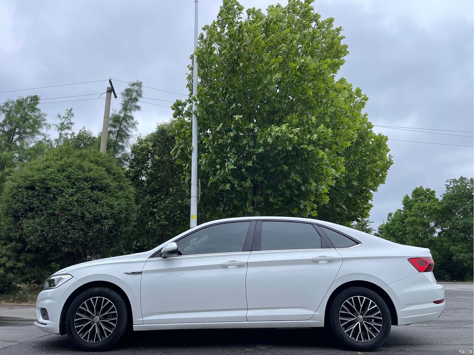 Volkswagen Sagitar, 2019 4