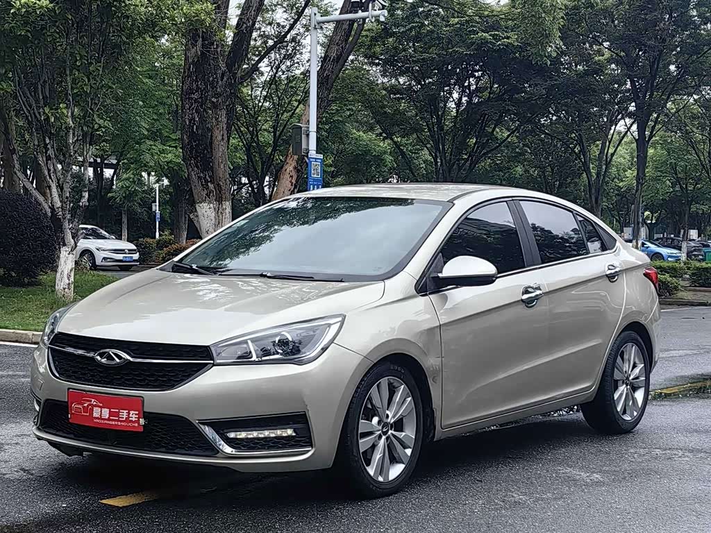 Chery Arrizo 5