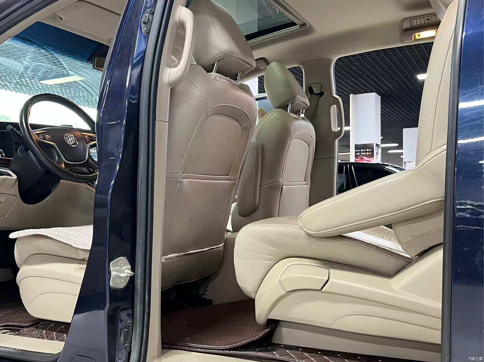 Buick GL8, 2017 7