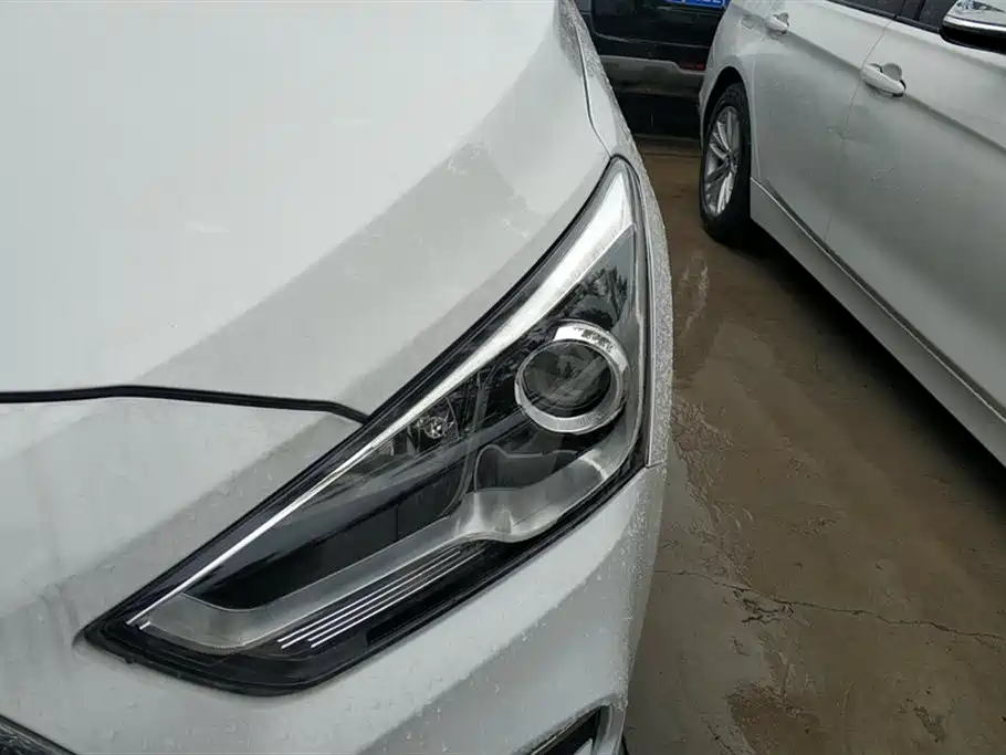 Hyundai Name picture