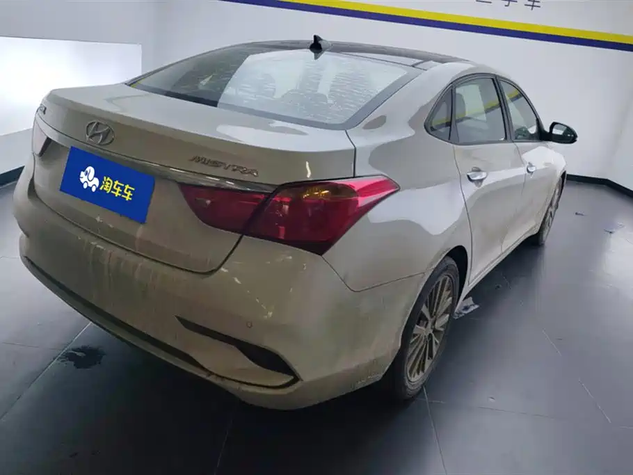 Hyundai Name picture