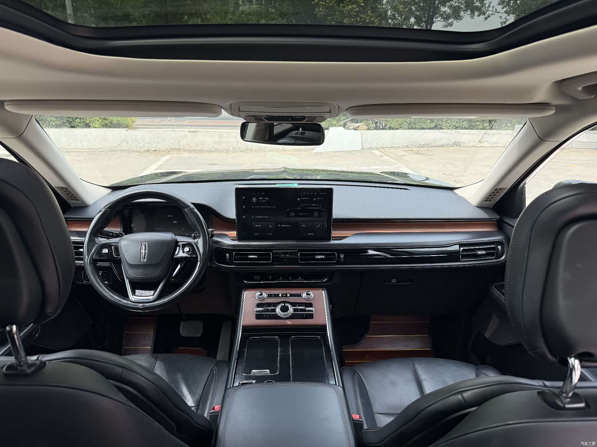 Lincoln Aviator, 2021 7