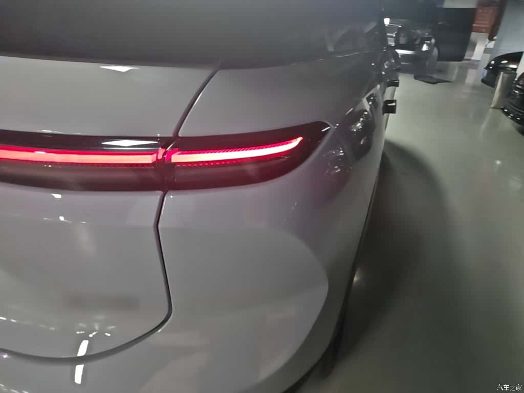 NIO ES6, 2024 8
