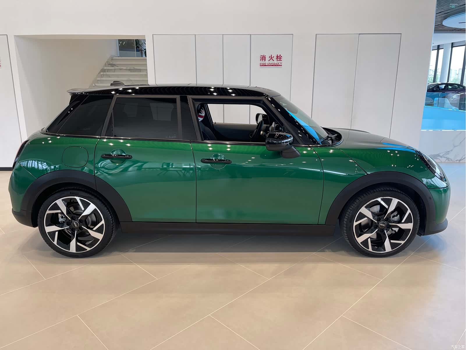 Mini Cooper, 2025 3