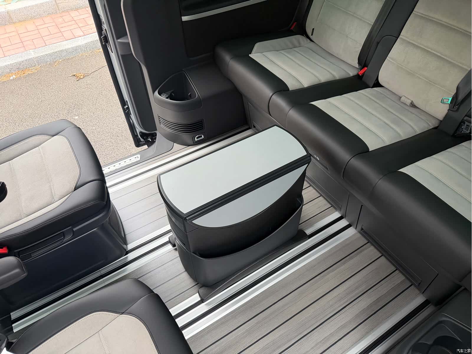 Volkswagen 7, 2019 12