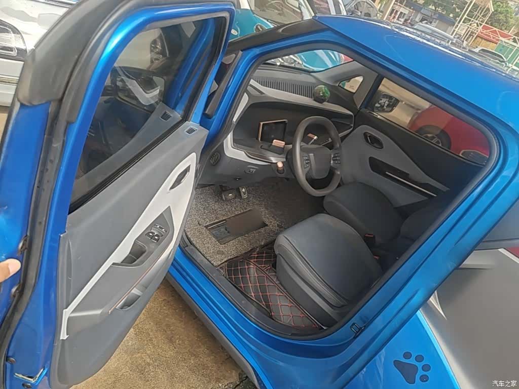 Wuling E200, 2019 16