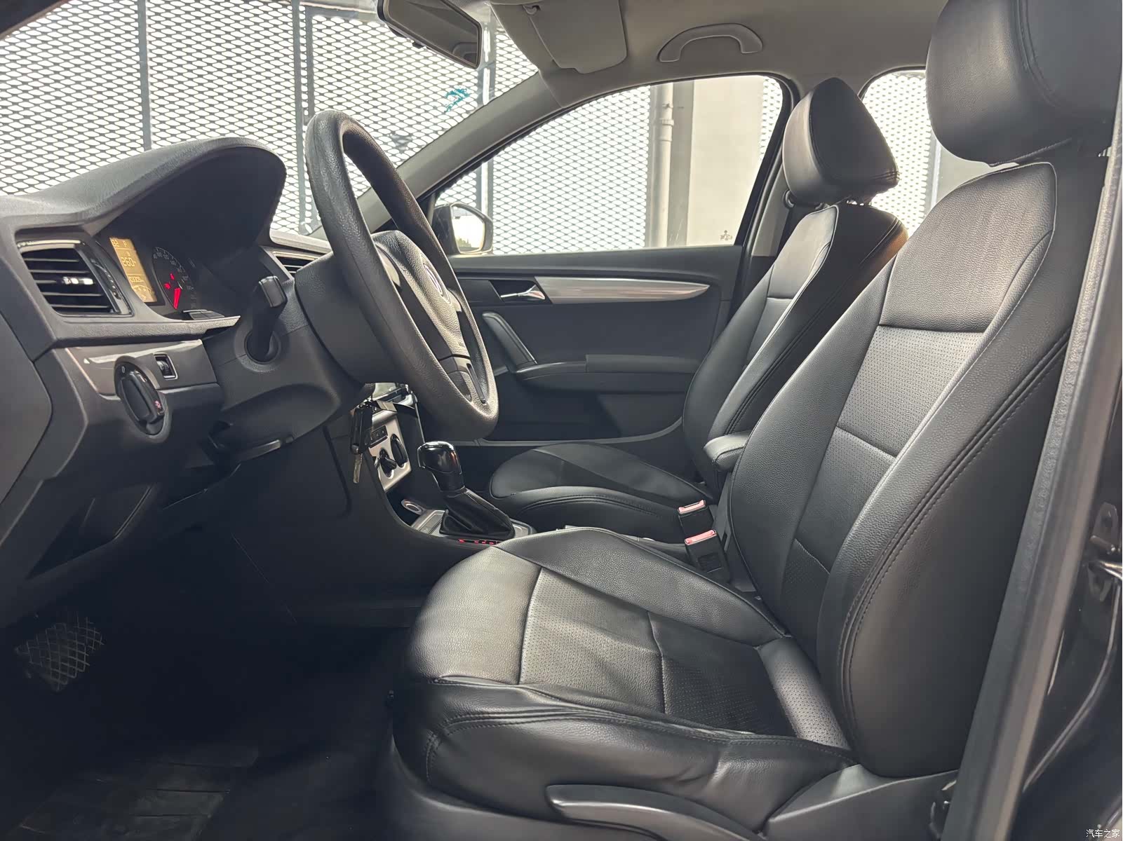 Volkswagen Lavida, 2014 9