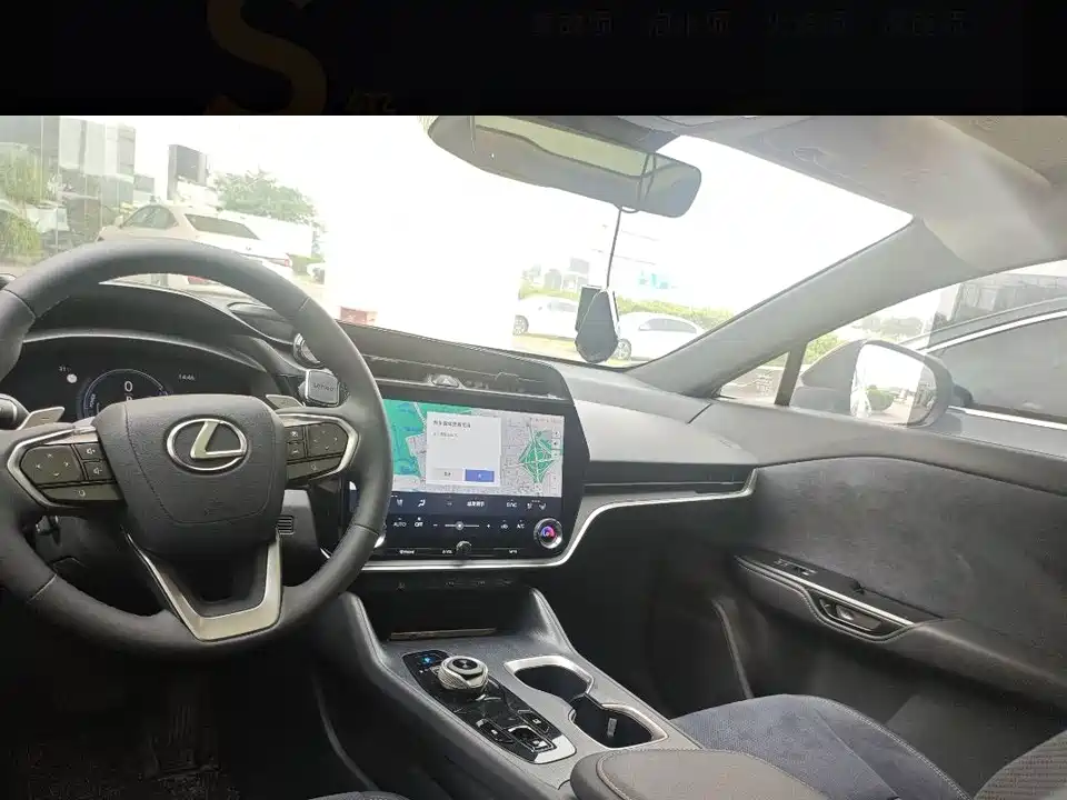 Lexus RZ Lexus RZ