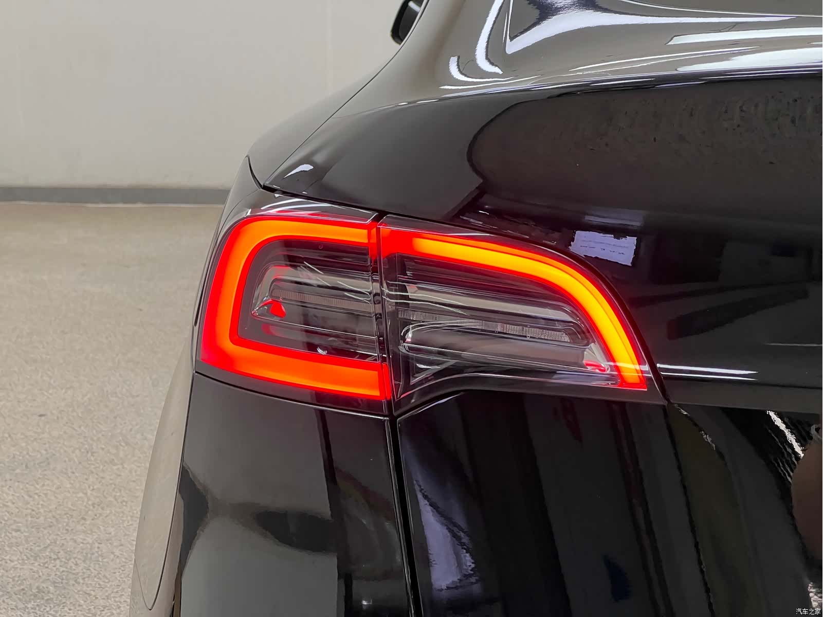 Tesla Model Y, 2021 11