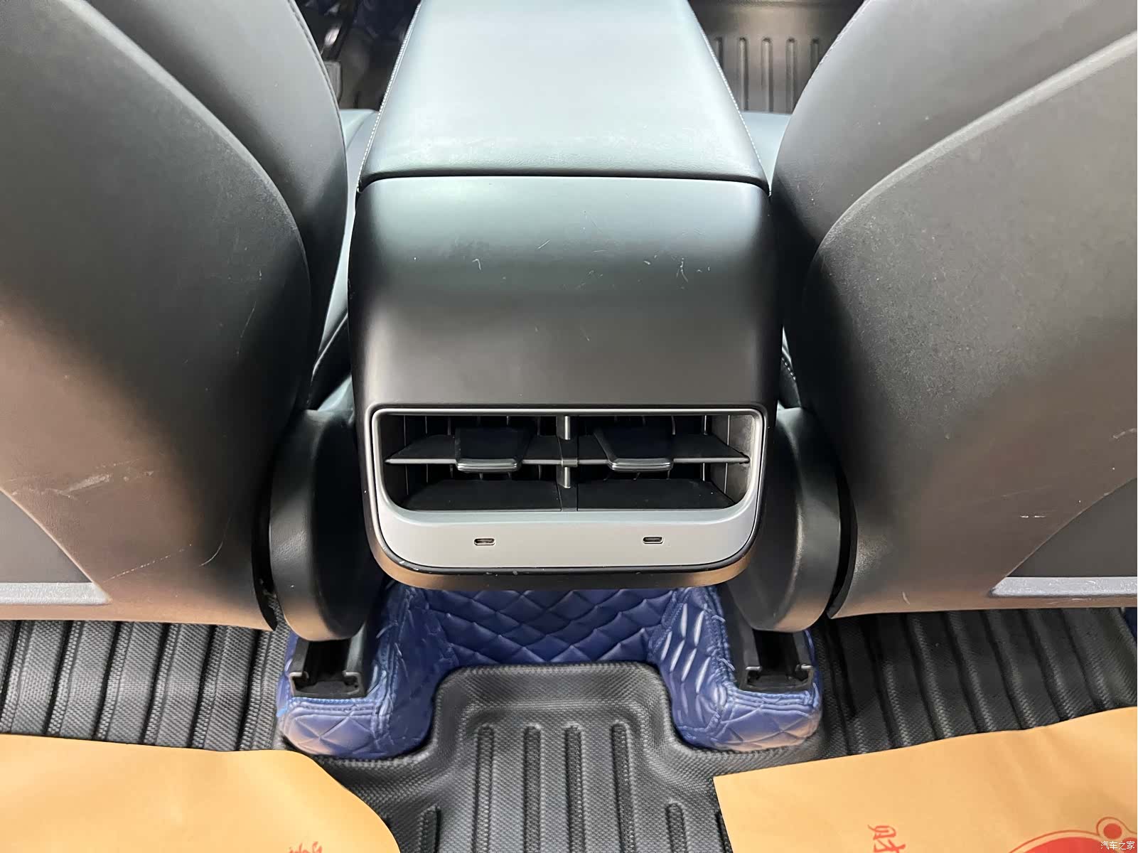 Tesla Model Y, 2021 19