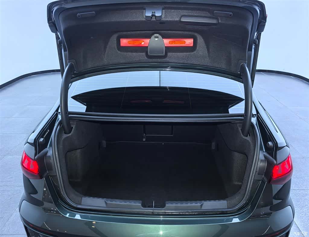 Audi A3, 2023 11