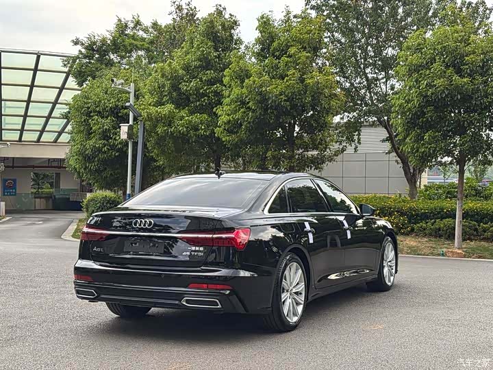 Audi A6L, 2021 все фото