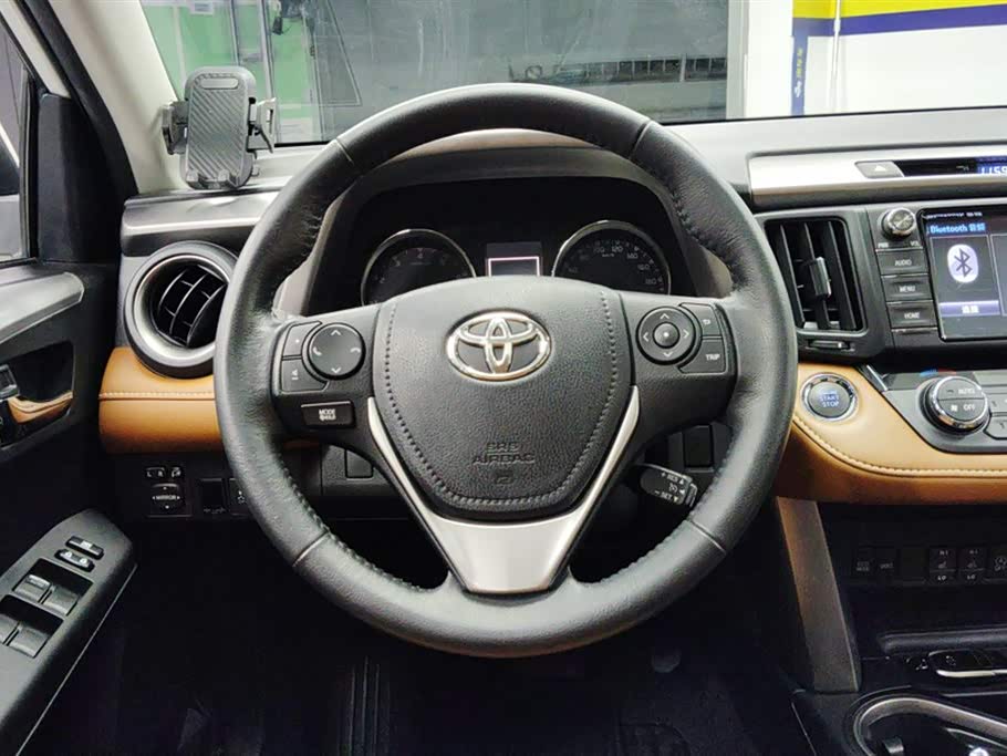 Toyota RAV4 Rongfang
