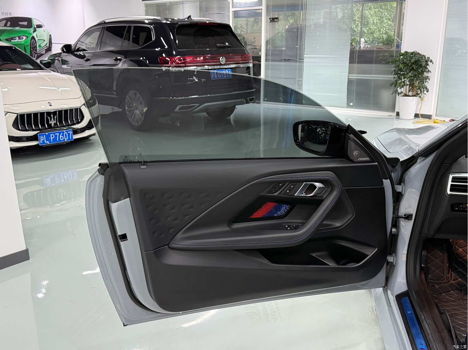 BMW M2, 2025 все фото