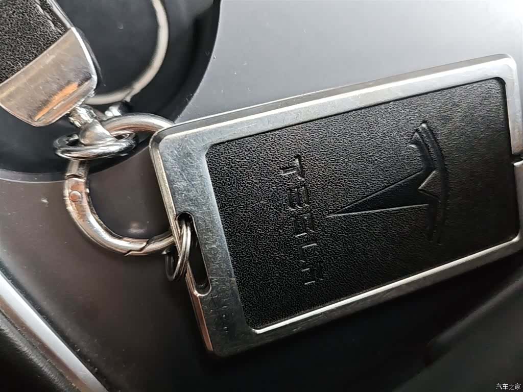 Tesla Model Y, 2021 9