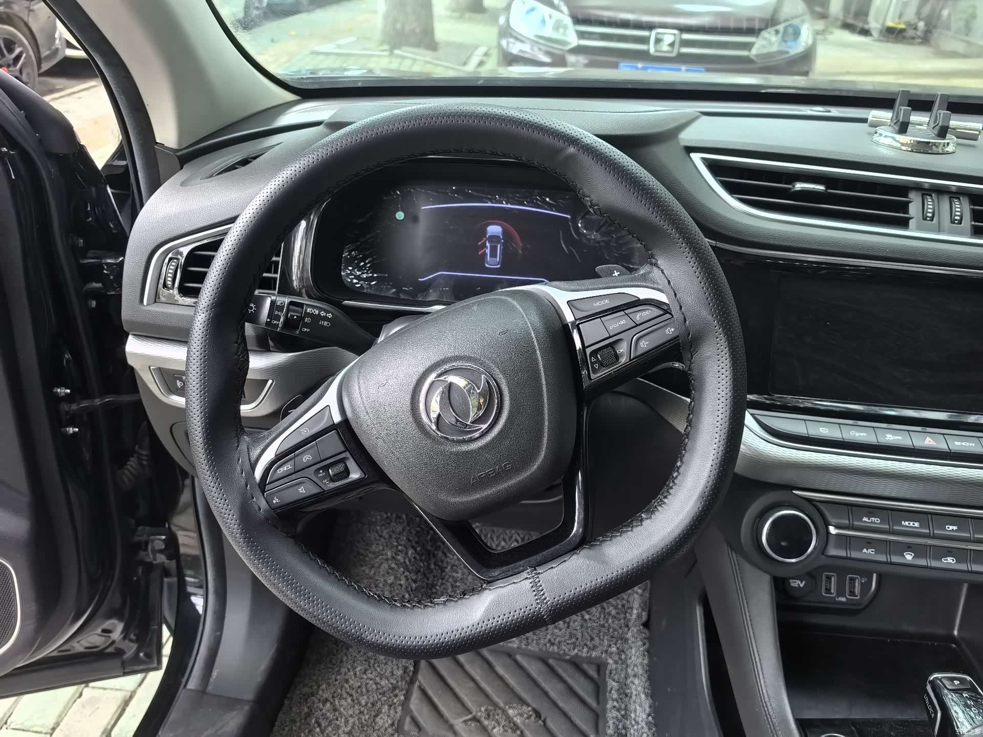 DongFeng AX7, 2020 8