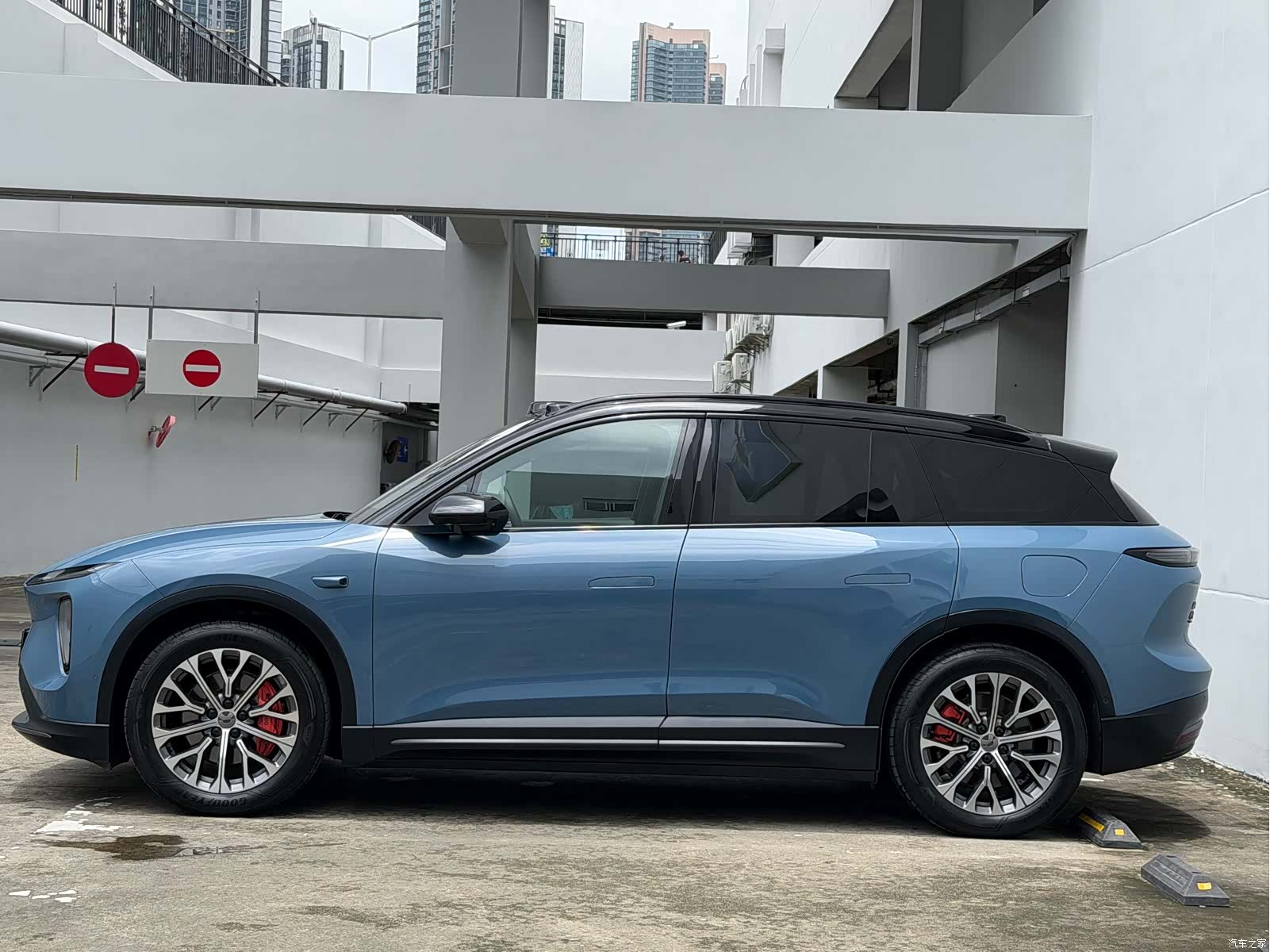 NIO ES6, 2023 4