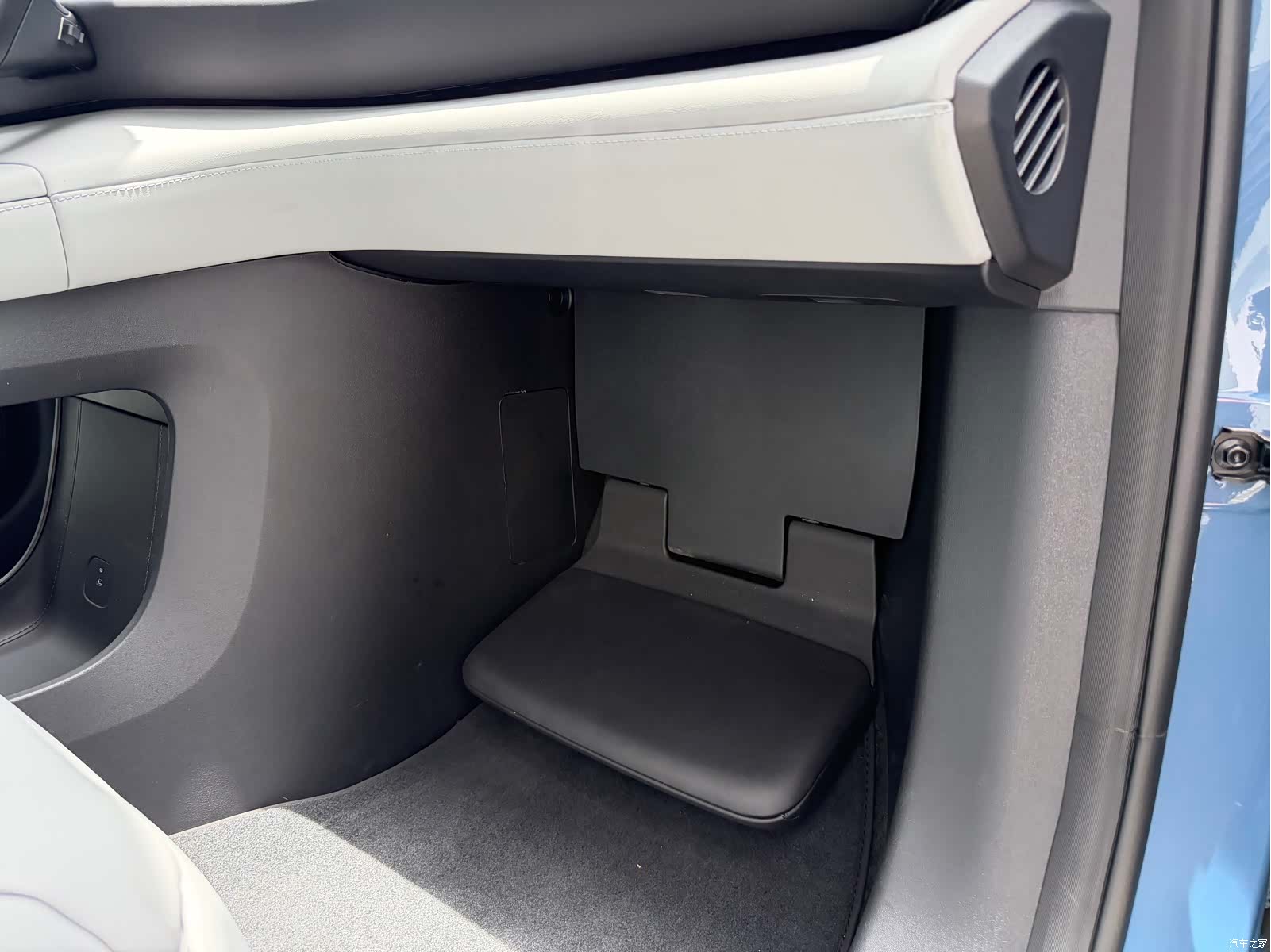 NIO ES6, 2023 9