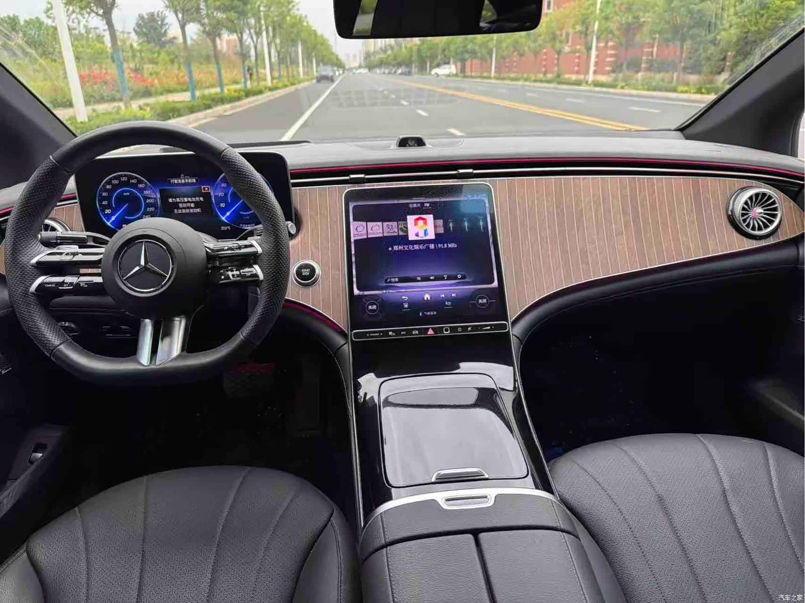 Mercedes-Benz EQE, 2024 все фото