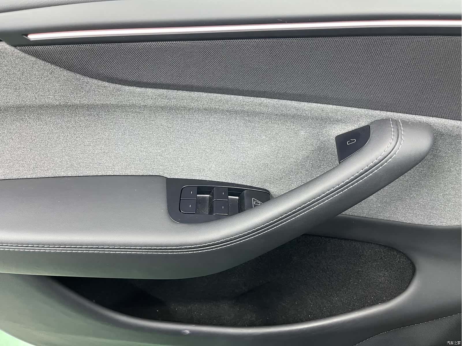 Tesla Model Y, 2025 21