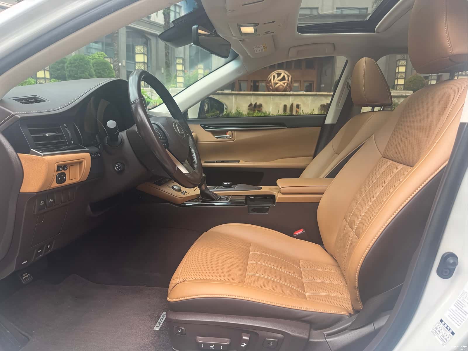 Lexus ES, 2018 8