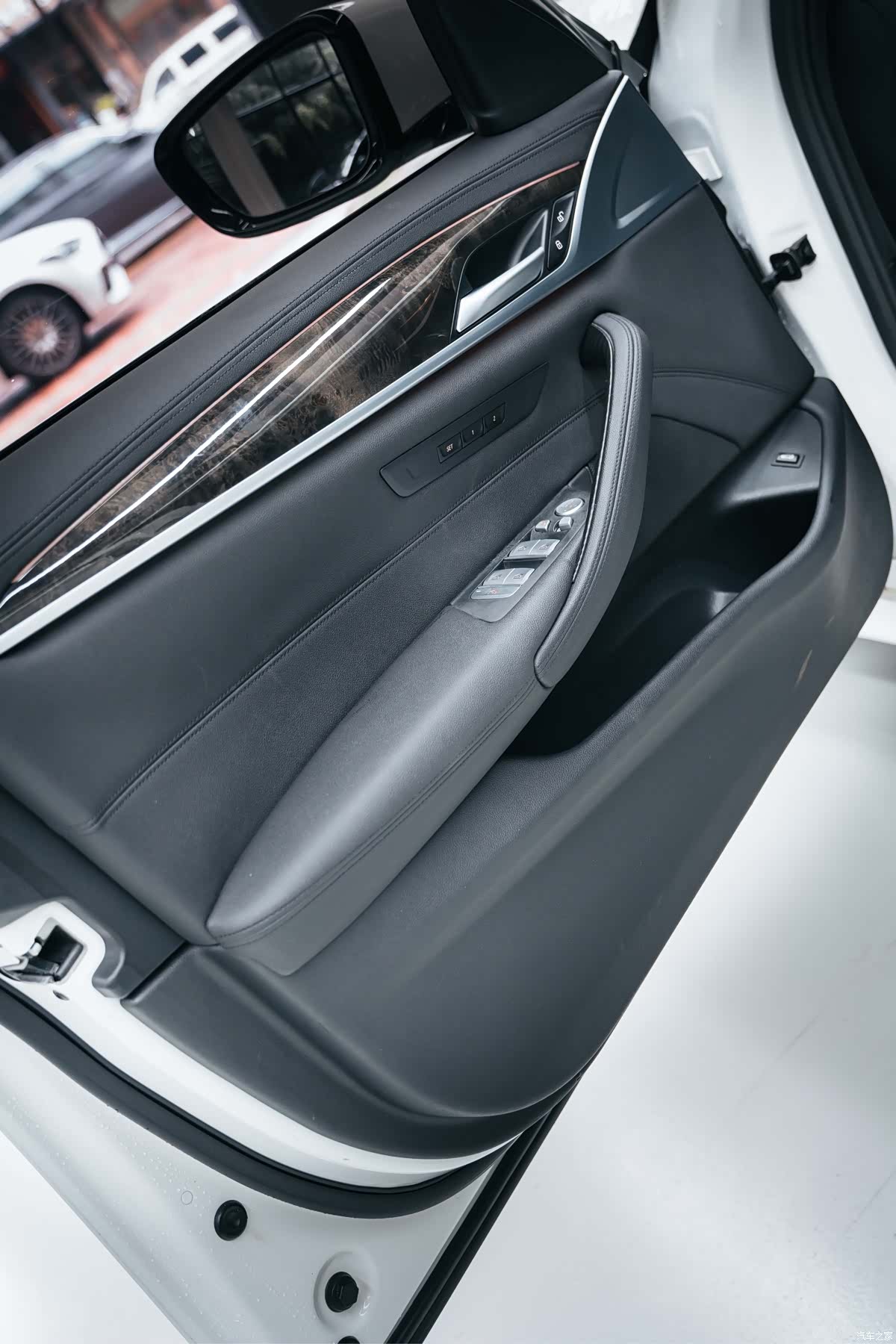 BMW 5 Series, 2018 15