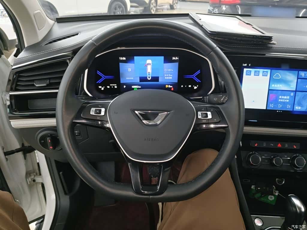 Volkswagen VS7, 2022 11
