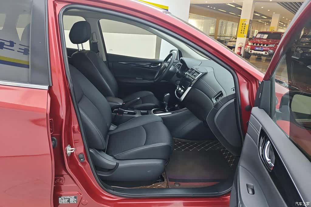 Nissan Tiida, 2019 8