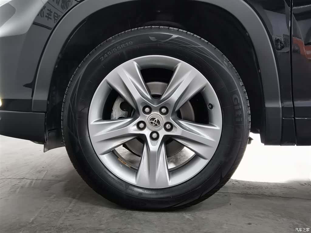 Toyota Highlander, 2015 17