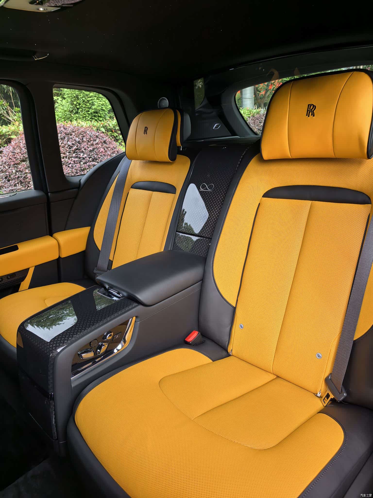 Rolls-Royce Cullinan, 2026 10