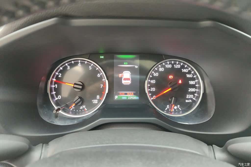 Toyota Wildlander, 2023 14