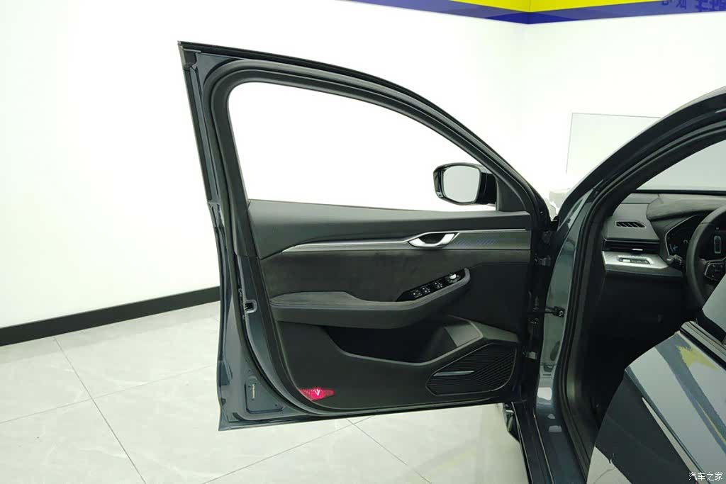 Geely Preface, 2024 7