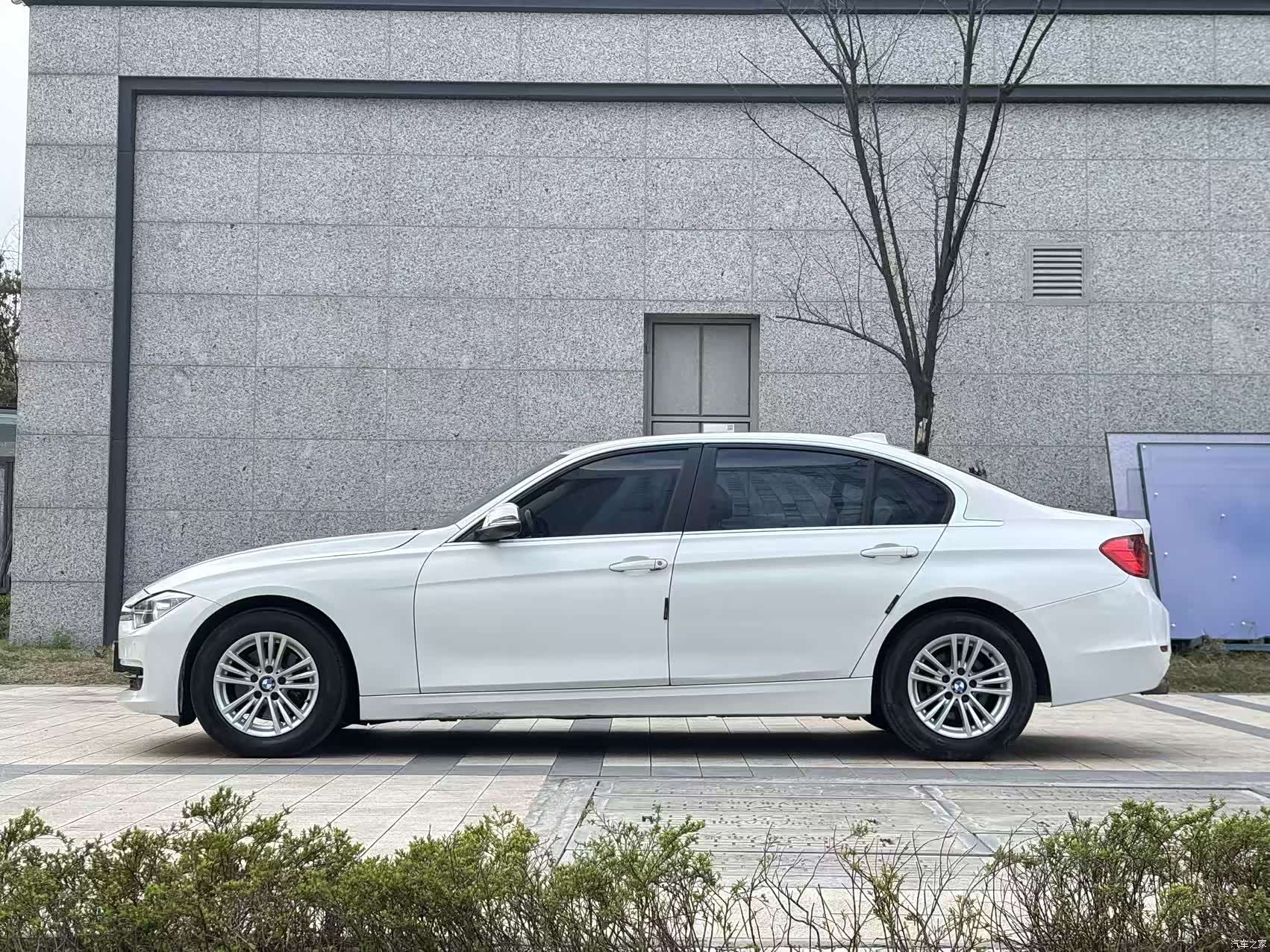 BMW 3 Series, 2013 8