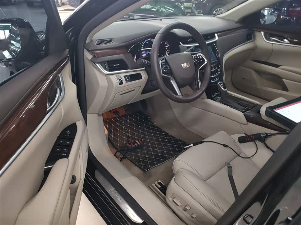 Cadillac XTS