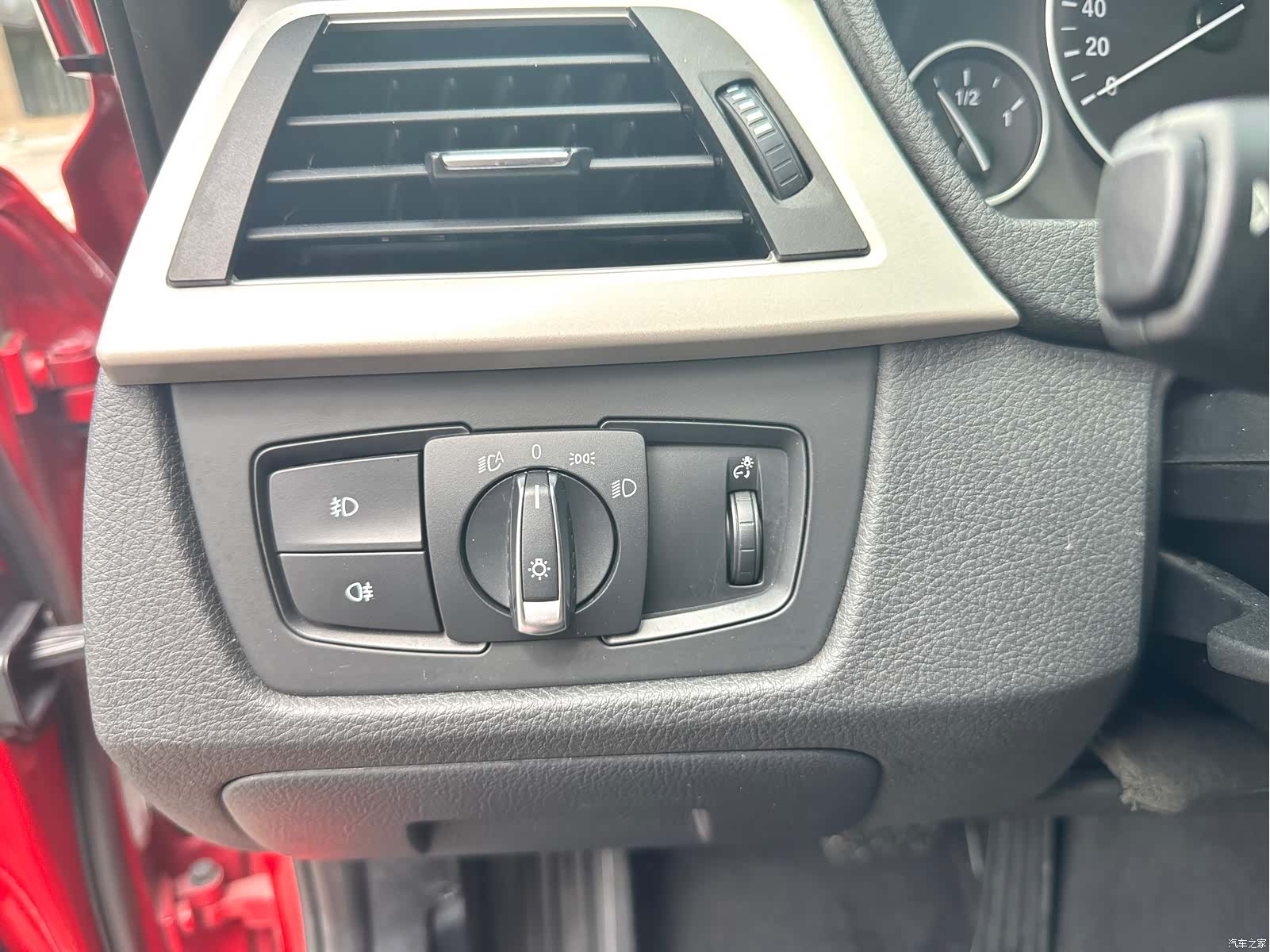 BMW 3 Series, 2014 10