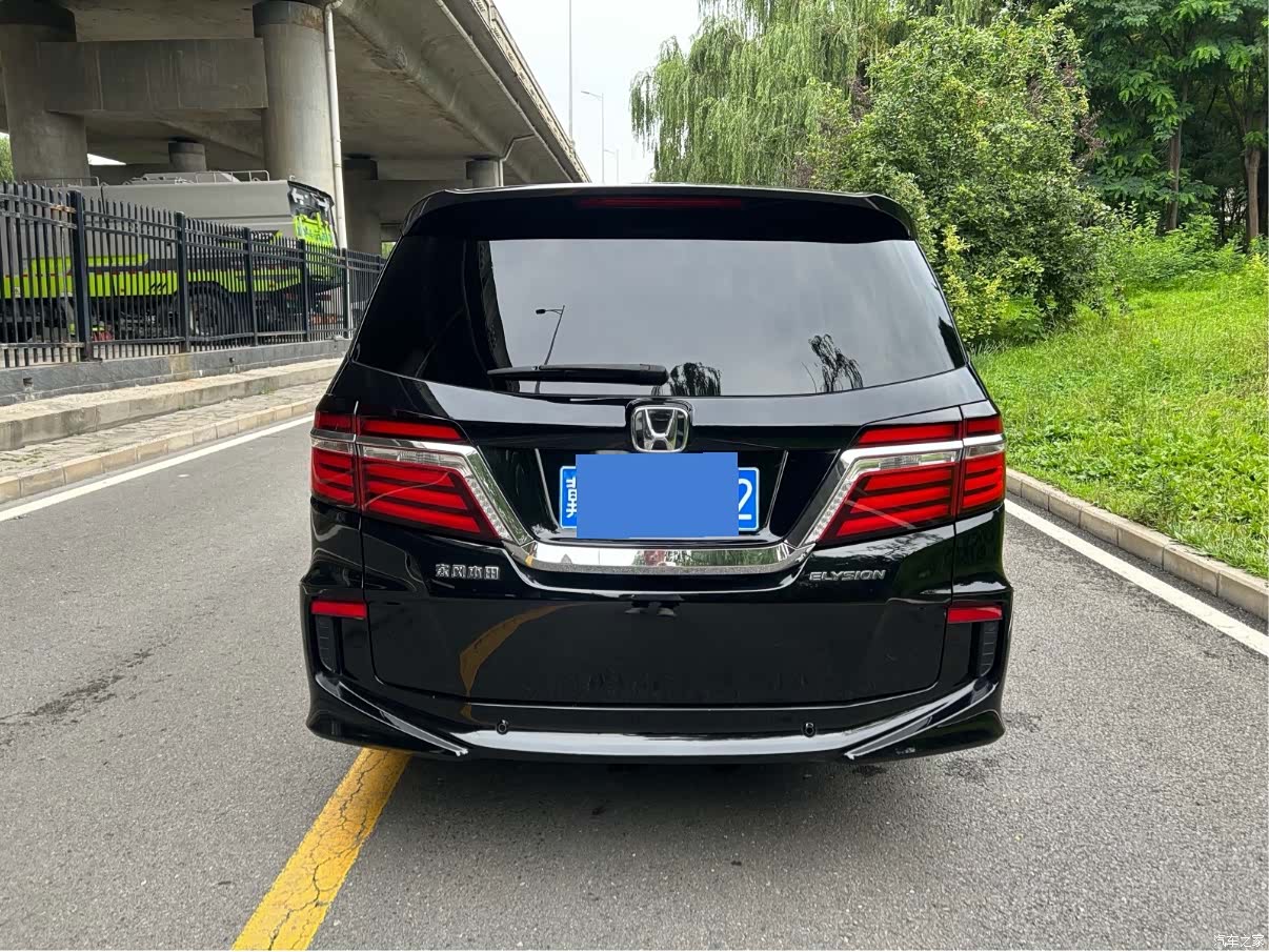 Honda Elysion, 2017 3