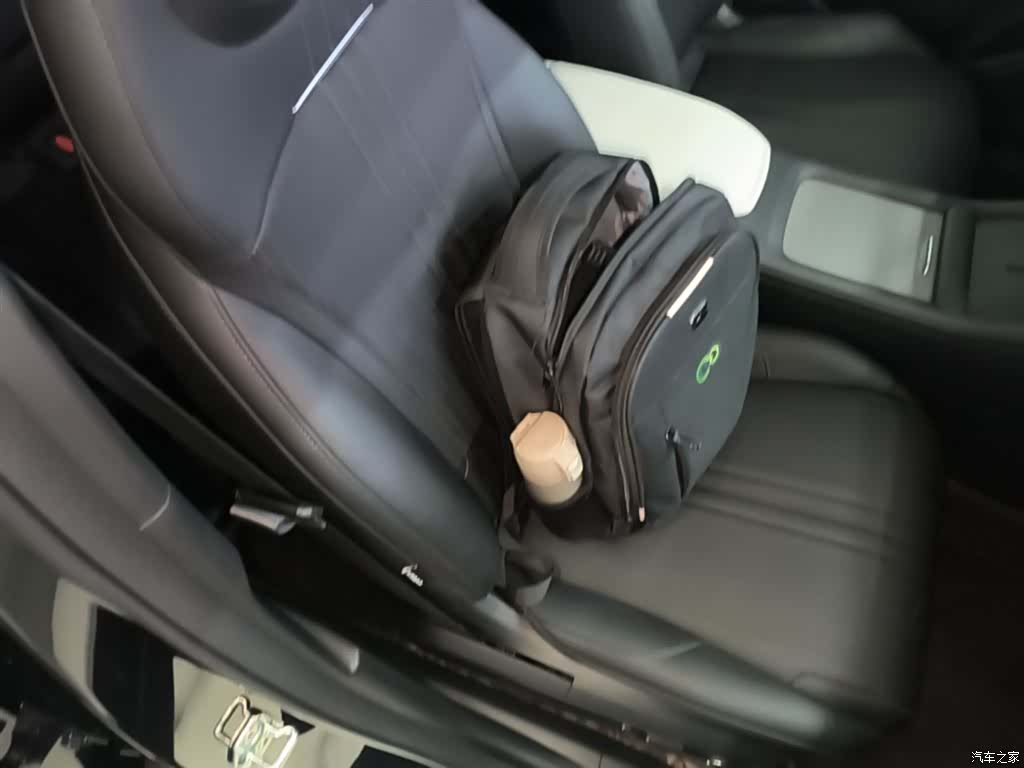 Geely Galaxy L7, 2024 25
