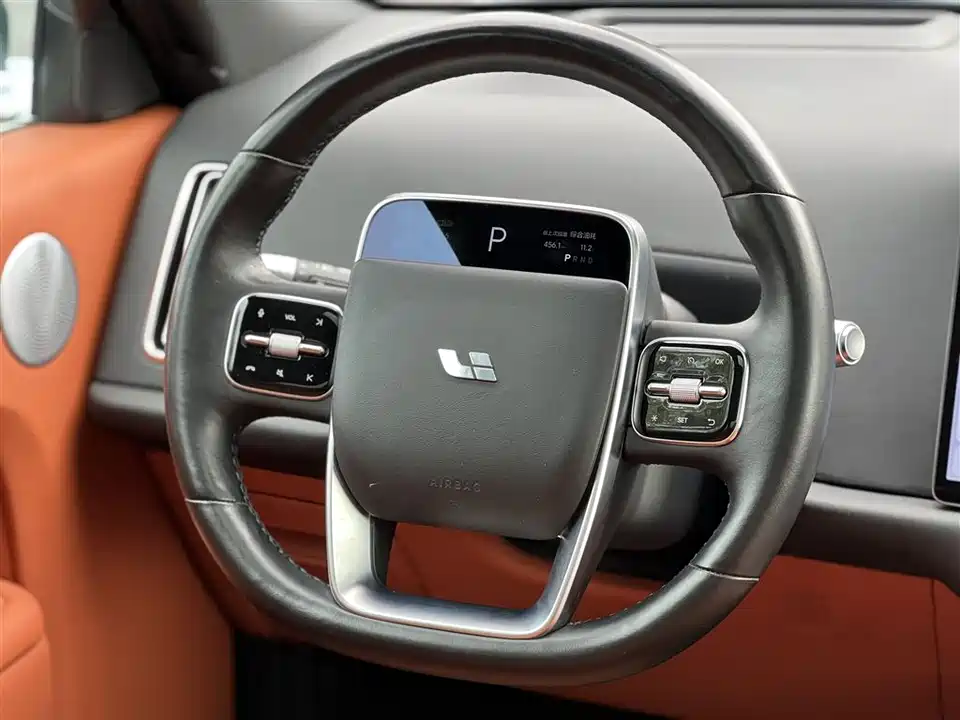 Li Auto Ideal L9
