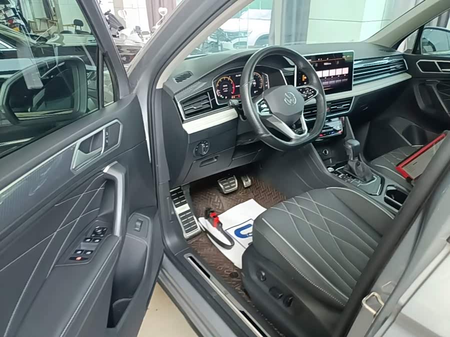 Volkswagen Tiguan L 2022, фото 16