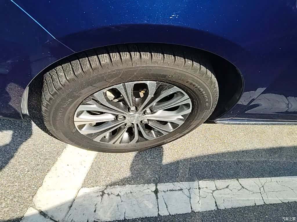 Buick GL8, 2022 23