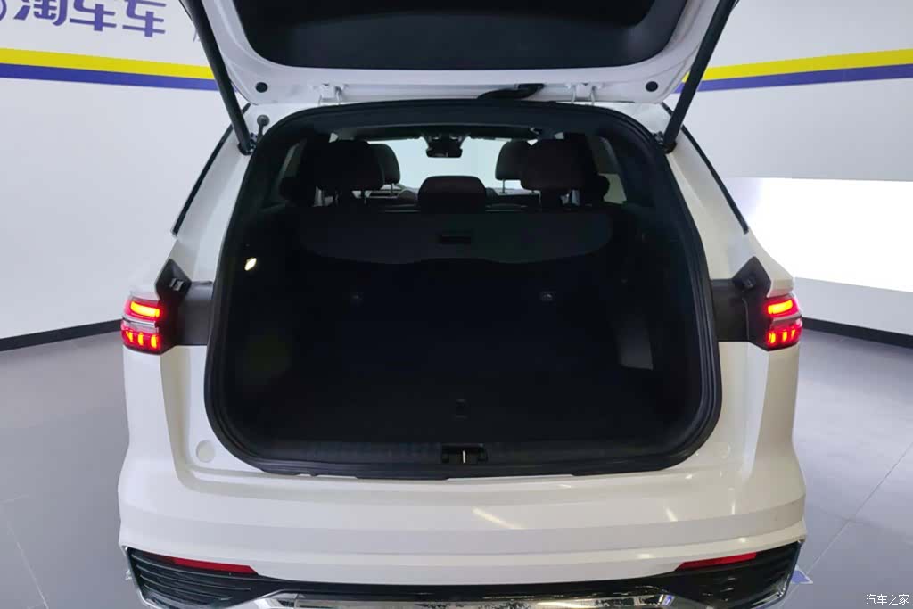 Geely Xingyue L, 2023 4
