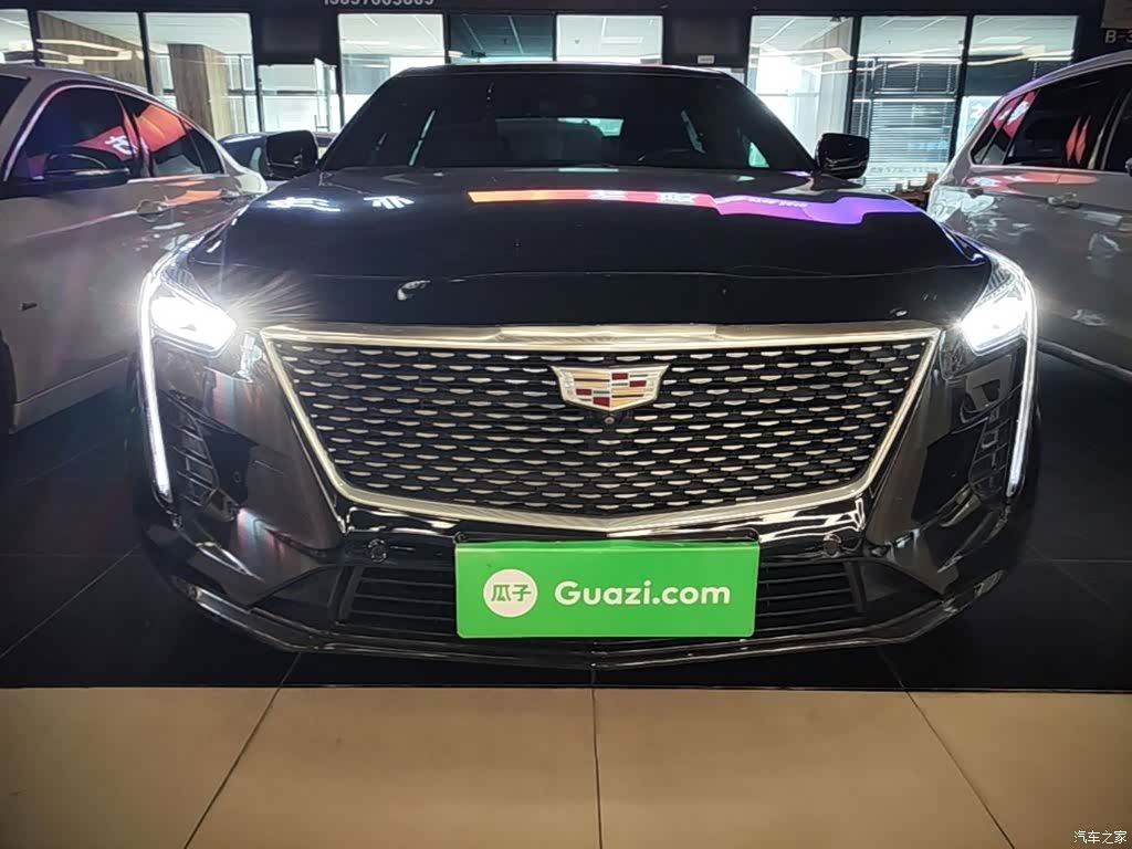 Cadillac CT6, 2023 3